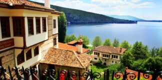 Το Ντολτσό και το Απόζαρι στο ΒΗΜΑ