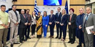 Η Μαρία Αντωνίου ως προεδρεύουσα στην κοινή συνάντηση της Διαρκούς Επιτροπής Εθνικής Άμυνας και Εξωτερικών Υποθέσεων