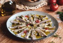 Γαύρος μαρινάτος – Ο τέλειος μεζές με αυθεντική ελληνική γεύση και αρώματα