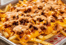 Τι είναι οι animal style πατάτες και πώς θα τις φτιάξετε στο σπίτι