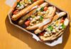 Hot dogs με σαλάτα καλαμπόκι-cottage