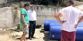 Η Π.Ε. Καστοριάς παρέδωσε πέντε σωλήνες για το αρδευτικό δίκτυο του ΤΟΕΒ Βράχου