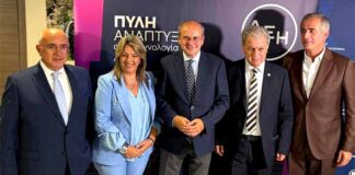 Η Μαρία Αντωνίου με τον Αντιπρόεδρο της Κυβέρνησης Κωστή Χατζηδάκη στην Κοζάνη