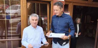 Αστυνομικοί της Δίωξης και Εξιχνίασης Εγκλημάτων Καστοριάς διένειμαν ενημερωτικά φυλλάδια